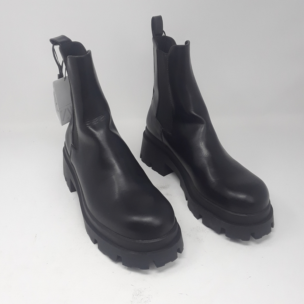 NWT ZARA Blogger Favorite Lug Sole Low Heel Ankle - Picture 4 of 6